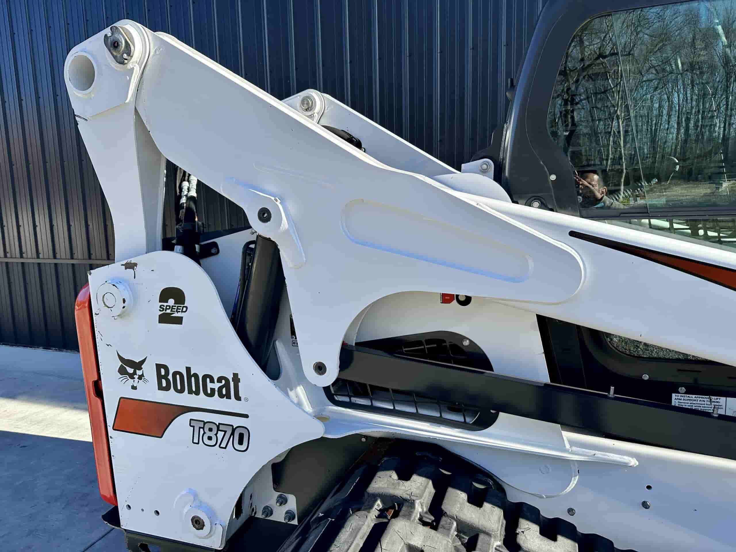 2019 BOBCAT T870 HIGH FLOW
